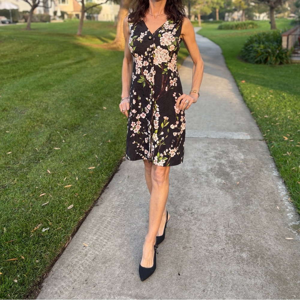 Dolce & Gabbana Black Floral Cherry Blossom Jacquard Sleeveless Mini Dress - IT - Picture 3 of 13